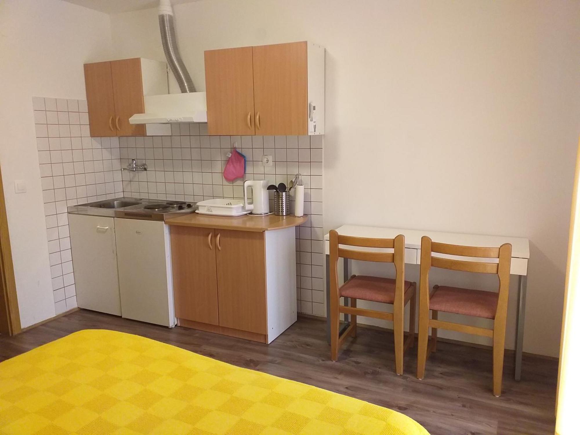 Relax In Crni Kal 2 Apartman Kültér fotó